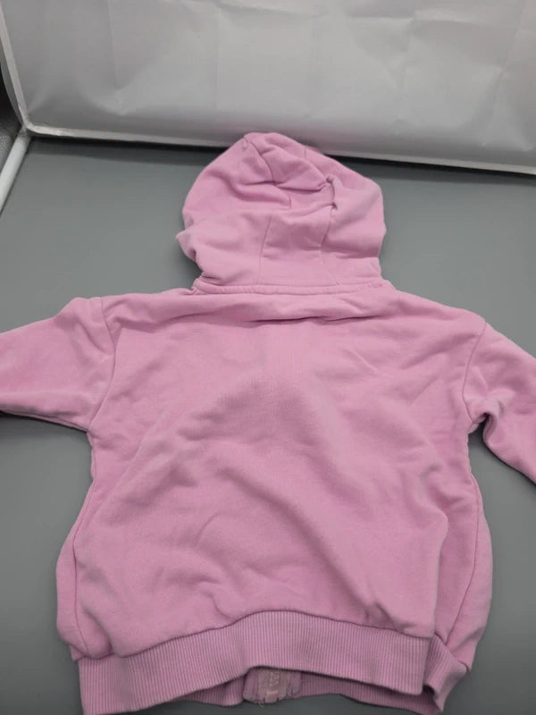 Rückseite der roséfarbenen C&A Kapuzenjacke