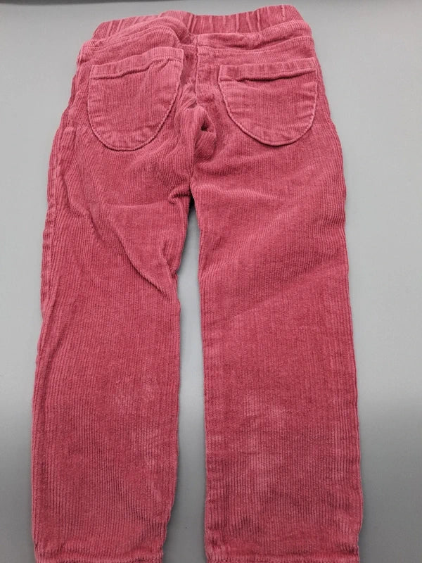 Topomini Cordhose, Rückseite mit zwei Gesäßtaschen