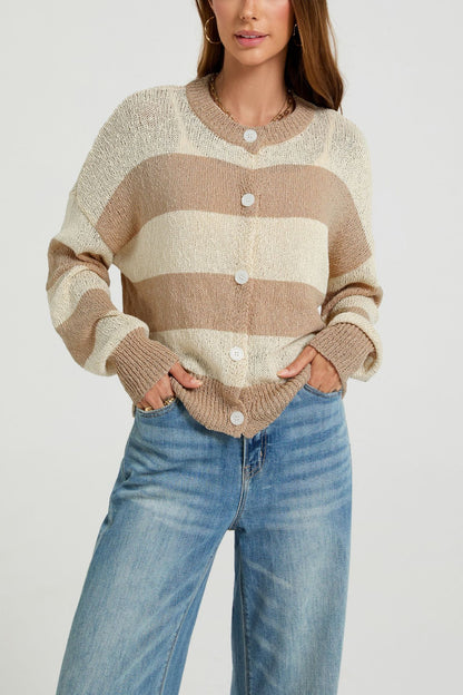 Gestreifter Pullover mit Rundhalsausschnitt