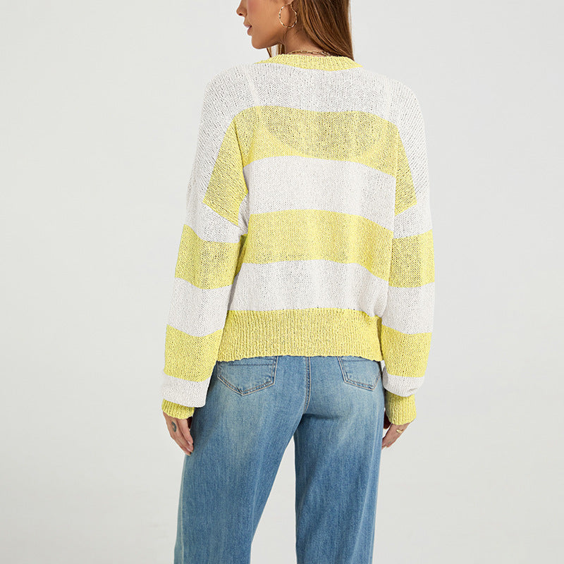 Gestreifter Pullover mit Rundhalsausschnitt