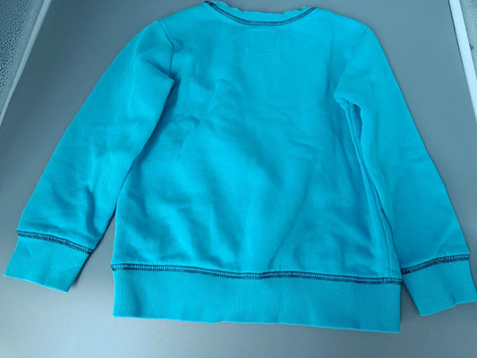 Division Pullover Detail