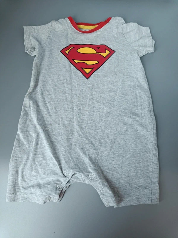 H&M Superman Body Vorderseite