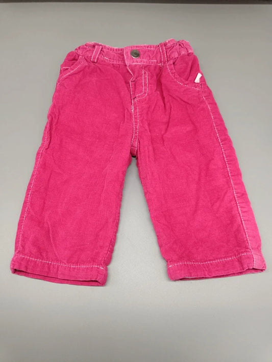 Okay Cordhose Vorderseite