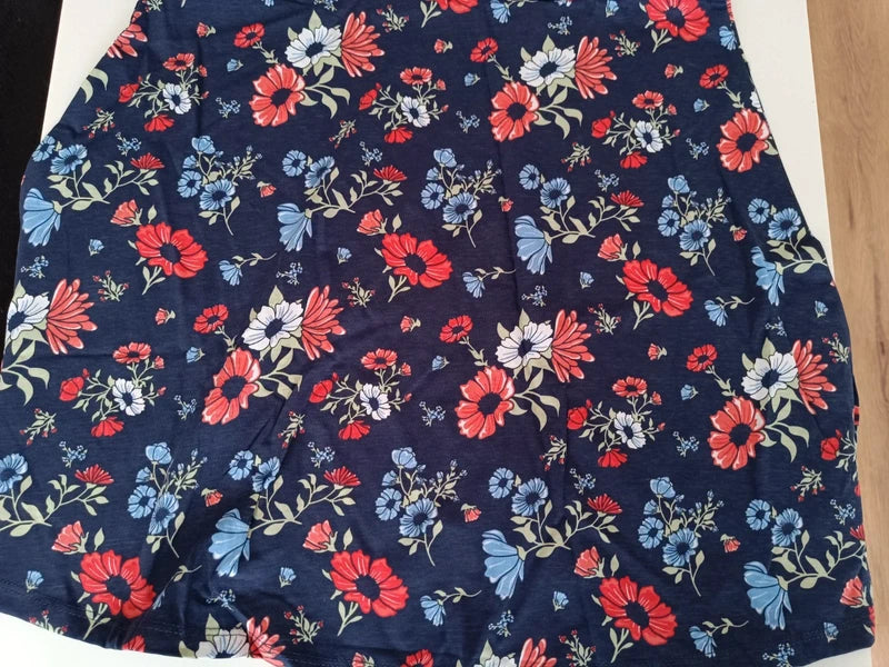 Kurzärmliges Kleid mit Blumenmuster – Bonprix Collection