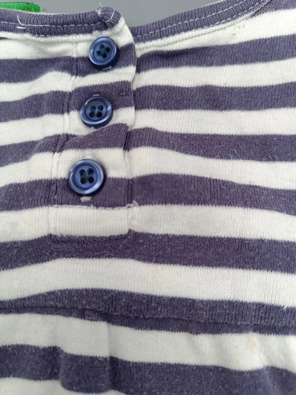 Maedchen Kleid Knoepfe Detail