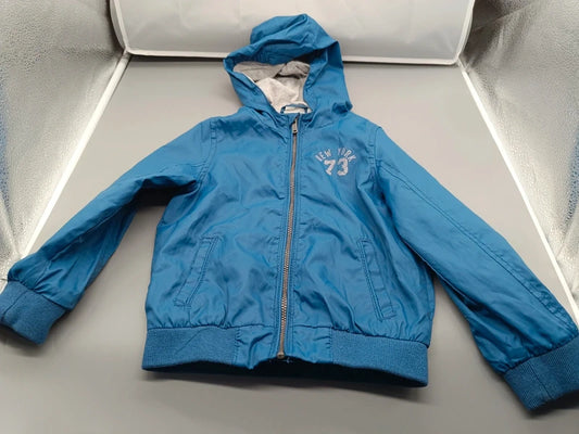 Impidimpi Kapuzenjacke blau Gr. 98 – Vorderseite