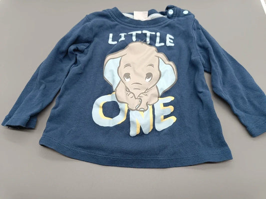 Detailansicht des Elefantenmotivs auf einem dunkelblauen Baby-Langarmshirt in Größe 86