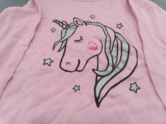 Nahaufnahme des Einhornmotivs mit Sternen