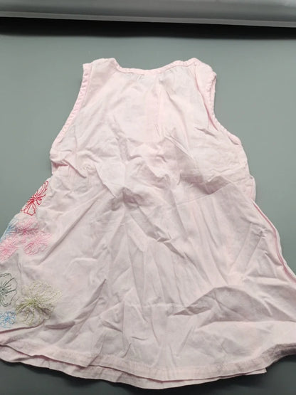 Rückseite des rosa ärmellosen H&M Kinderkleids Größe 110