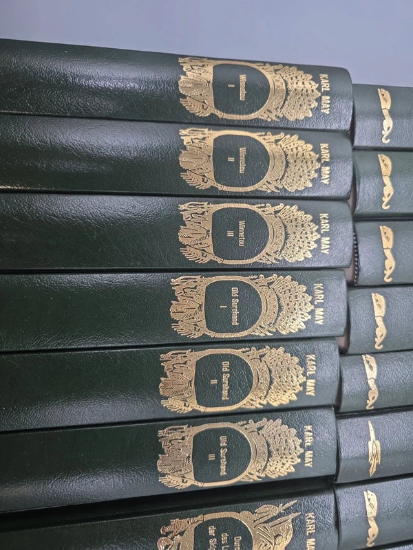 Karl May Büchersammlung – 17 Bücher
