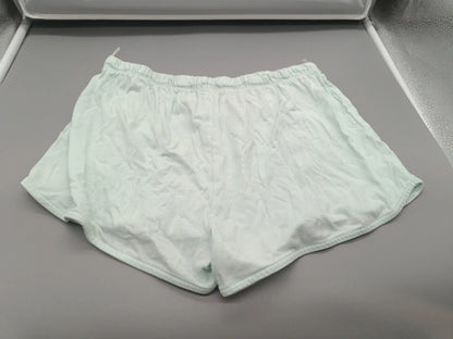 Rückseite der mintgrünen Here + There Sommershorts Größe 170