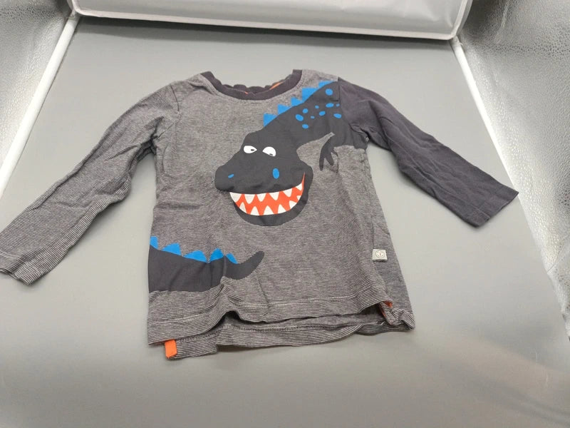 Grau-schwarzes Liegelind Kinder-Sweatshirt Größe 92 mit Dinosaurierdruck, Vorderseite