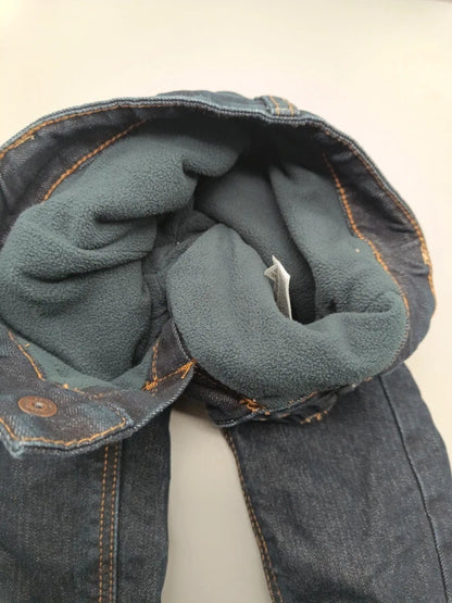 Detail des weichen Futters in der C&A Jeans