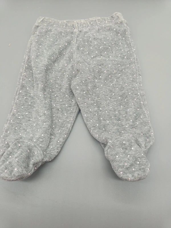 Graue Pusblu Babyhose mit rosa Punkten und geschlossenen Füßen, Größe 56, Vorderseite