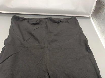 Breiter elastischer Bund der schwarzen Damen-Shorts