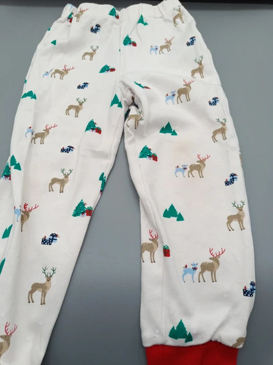 Hose des zweiteiligen Kinder-Weihnachtspyjamas Größe 98/104, Vorderseite