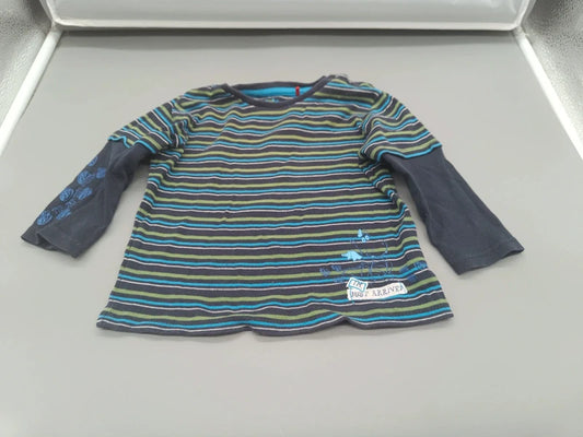 Dunkelblaues gestreiftes Kinder-Langarmshirt in Größe 68, Vorderseite