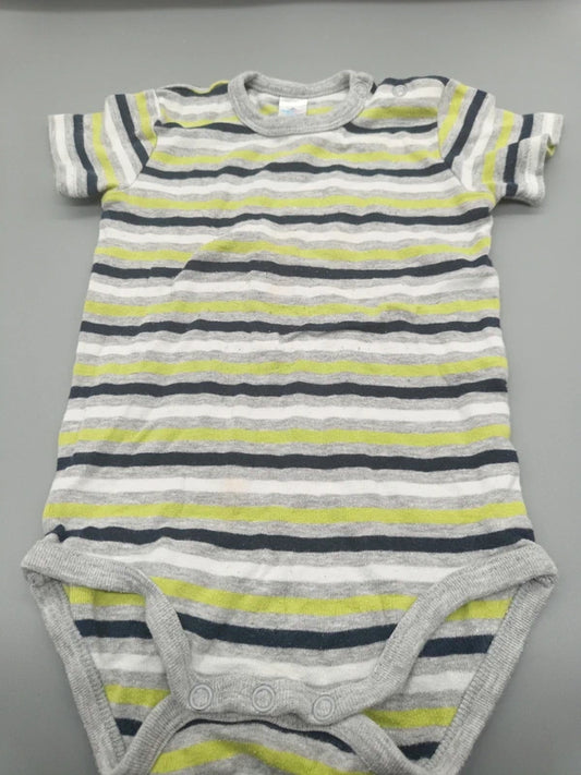 Kurzärmeliger gestreifter Baby-Body in Grau, Weiß und Lime, Größe 74, Vorderseite