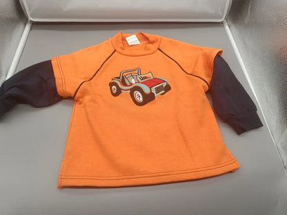 Orange-blauer Bambino Kinderpullover Größe 92 mit Autoaufdruck, Vorderseite