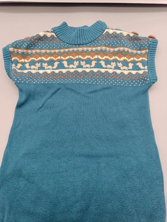 Mädchen Strickkleid Türkis Ärmellos Fair-Isle Yoke Lama-Muster Nahaufnahme Holzknopf Schulter Gr. 86
