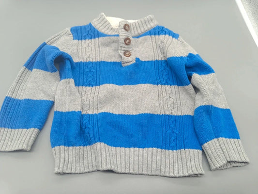 Jungen Strickpullover Blau-Grau Querstreifen Zopfmuster Henley 3-Holzknopf Gesamtansicht Gr. 80