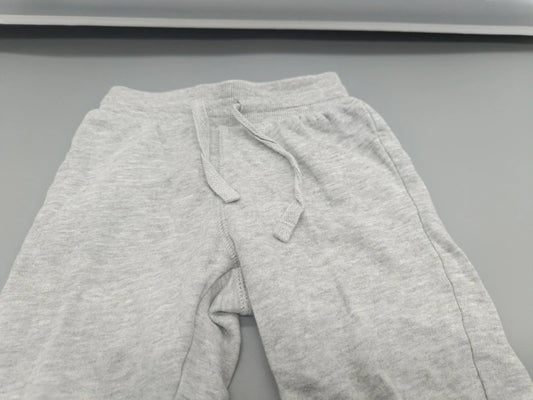 Kinder Jogginghose Cremweiß Waffelstruktur Nahaufnahme Elastikbund Tunnelzug Kordelband Gr. 80