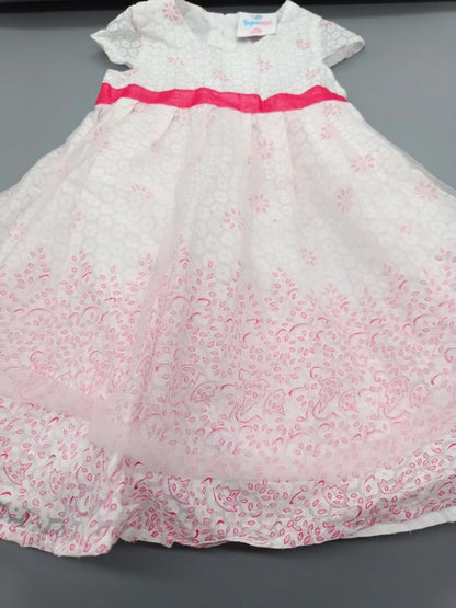 Mädchen Festkleid Topitop Stickerei Nahaufnahme