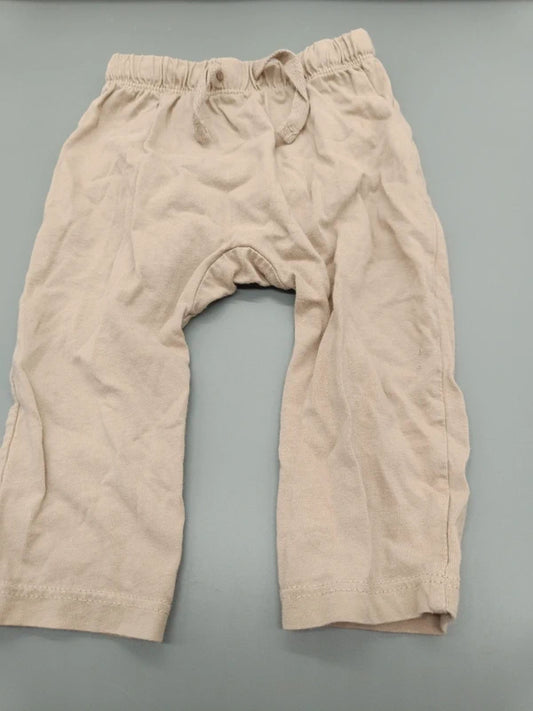 Baby Hose Beige Sand Relaxed Fit Tunnelzug Vorderseite