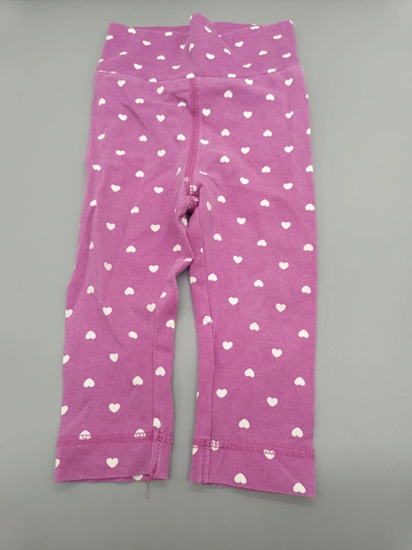 Baby Leggings Lila Herzchen Gesamtansicht