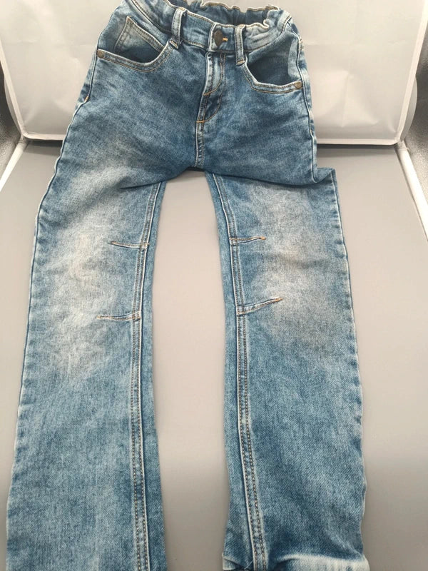 Kinder Jeans Hellblau Stonewash Vorderseite