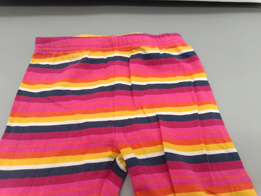 Mädchen Leggings Regenbogen Streifen Bund Nahaufnahme
