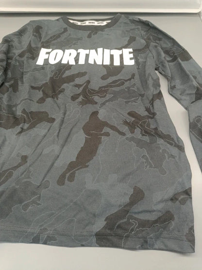 Fortnite Langarmshirt Camouflage Grau Schwarz Vorderseite Nahaufnahme