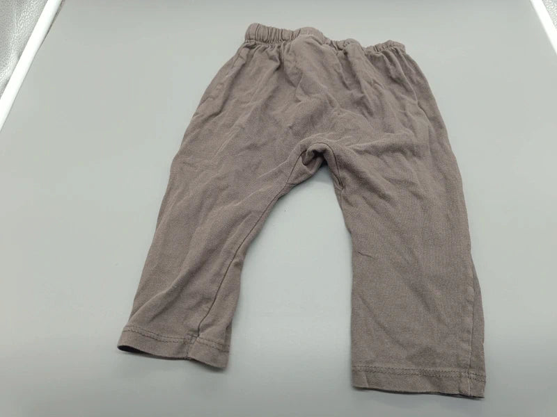 Baby Hose Altrosa Musselin Seitenansicht