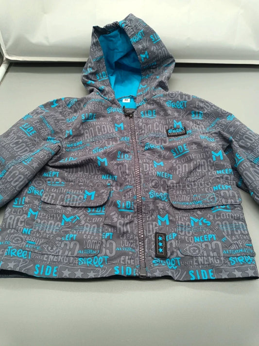 Kinder Softshelljacke Street Company Schriftzug Print Nahaufnahme