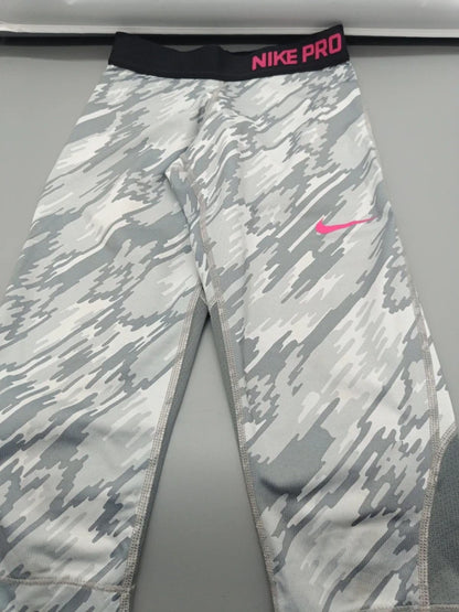 Sporthose weiß/grau – Dri-Fit (Gr. M)
