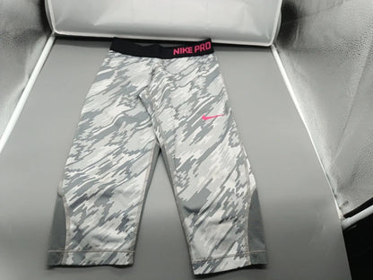 Sporthose weiß/grau – Dri-Fit (Gr. M)