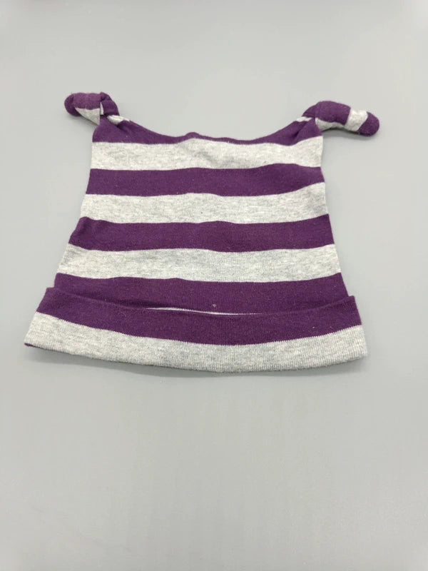 Lila-grau gestreifte H&M Zipfelmütze Größe 74/80 mit zwei geknoteten Zipfeln, Vorderseite