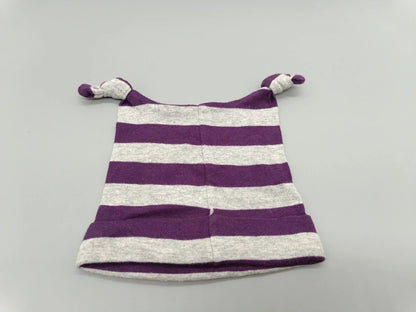 Rückseite der lila-grau gestreiften H&M Zipfelmütze