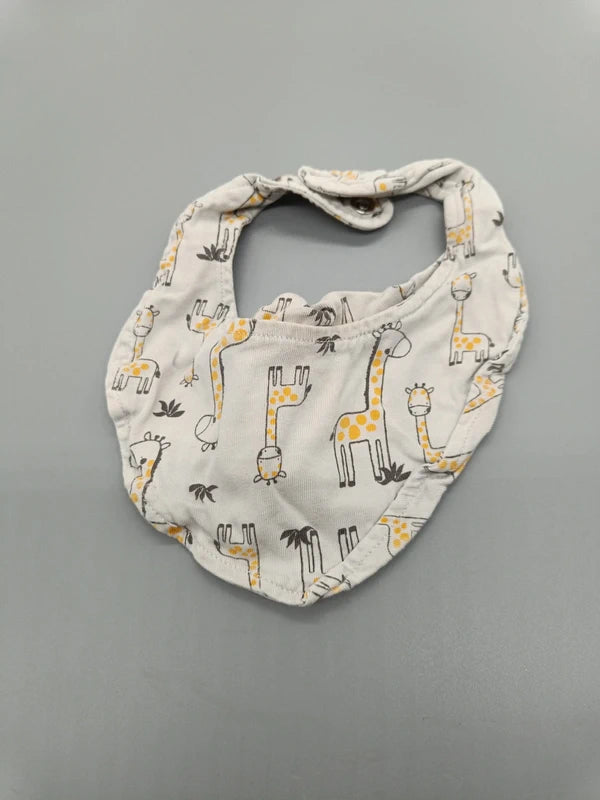 Rückseite des Baby-Dreieckstuchs mit Giraffenmuster