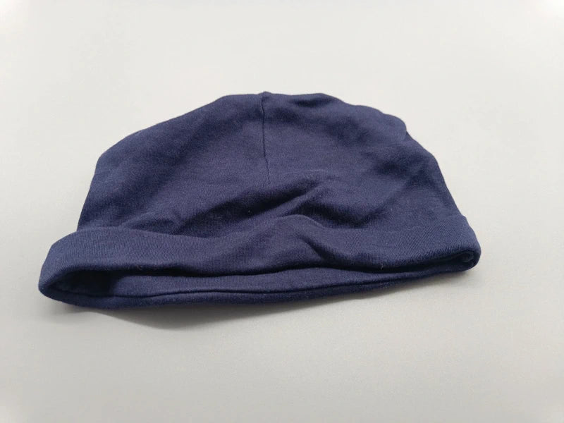 Einfarbige marineblaue Pocopiano Mütze Größe 86/92, Vorderseite