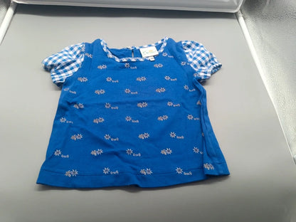 Blaues Stoiber Kinder-T-Shirt mit karierten Ärmeln, Vorderseite