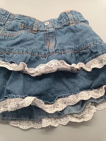 Stufen-Jeansrock mit Spitze – Palomino (18-24 Monate)