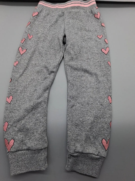 Graue X-Mail Kinder-Jogginghose Größe 98 mit rosa Herzen, Vorderseite