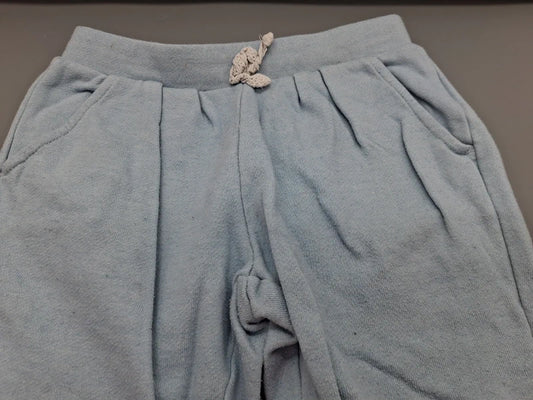 Gummibund, Kordeldurchzug und Taschen der Lupilu Jogginghose