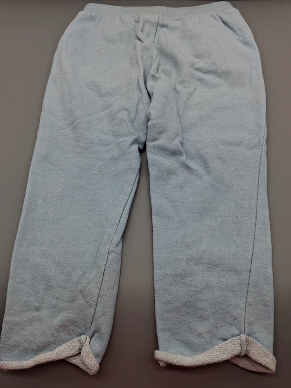 Rückseite der hellblauen Lupilu Jogginghose
