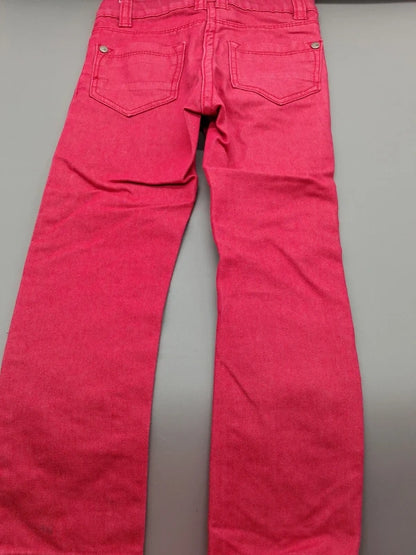 Rückseite der Lupilu Jeans mit zwei Gesäßtaschen