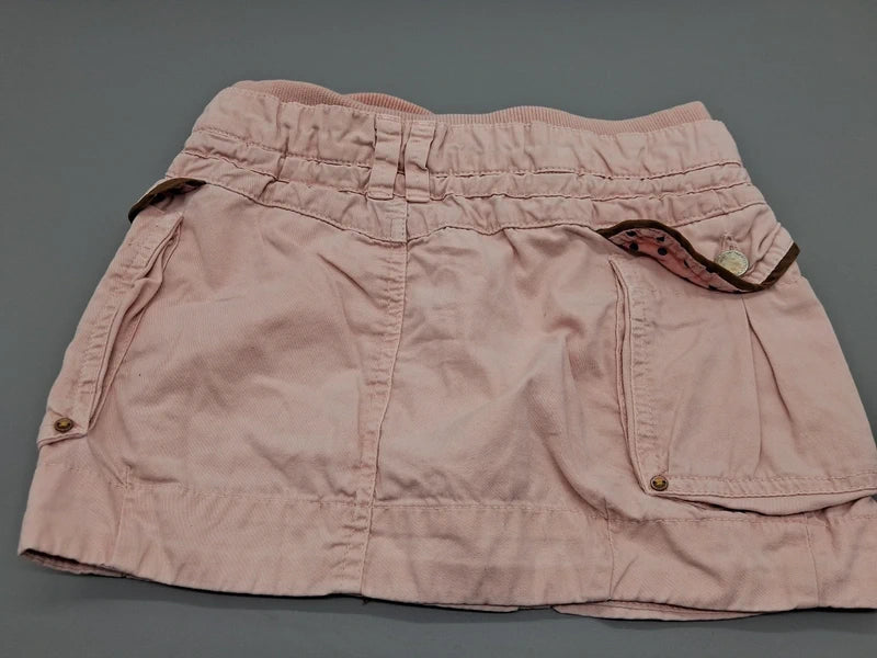 Roséfarbene Kinder-Shorts Größe 104, Rückansicht