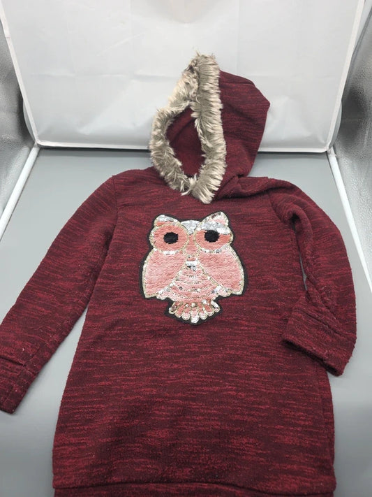 Burgunderroter Kapuzenpullover mit Pailletten-Eule und hellem Kapuzenbesatz