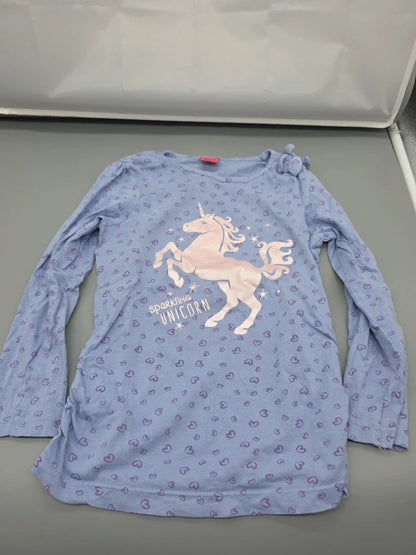 Fliederfarbenes Kiki & Koko Langarmshirt mit Einhorn und Herzmuster, Größe 122