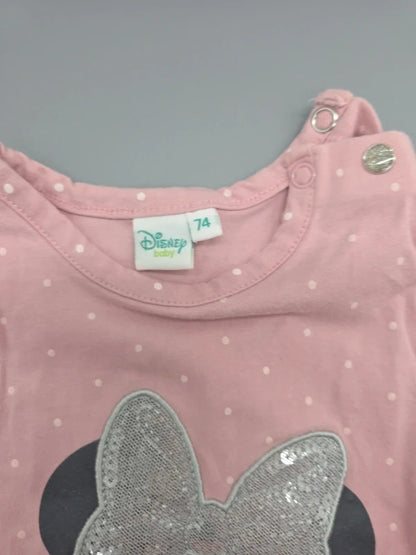 Disney-Etikett Größe 74 und Druckknöpfe an der Schulter